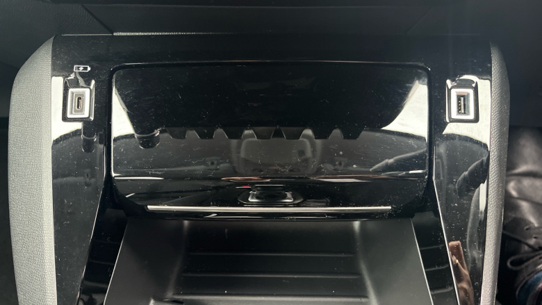 Peugeot 208 1.2 PureTech 100 Allure 5dr EAT8 Petrol Hatchback